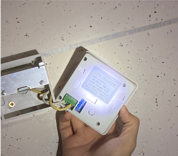 黄瓜视频污版APP下载现在安装背面